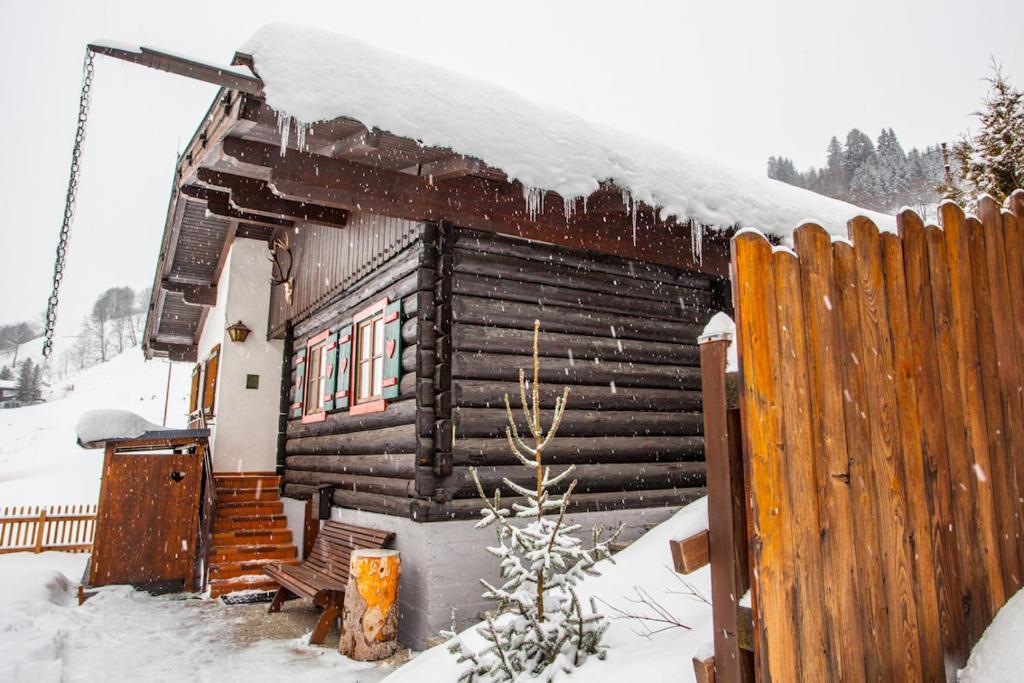 Chalet Appartement Alpenherz Saalbach-Hinterglemm Room photo